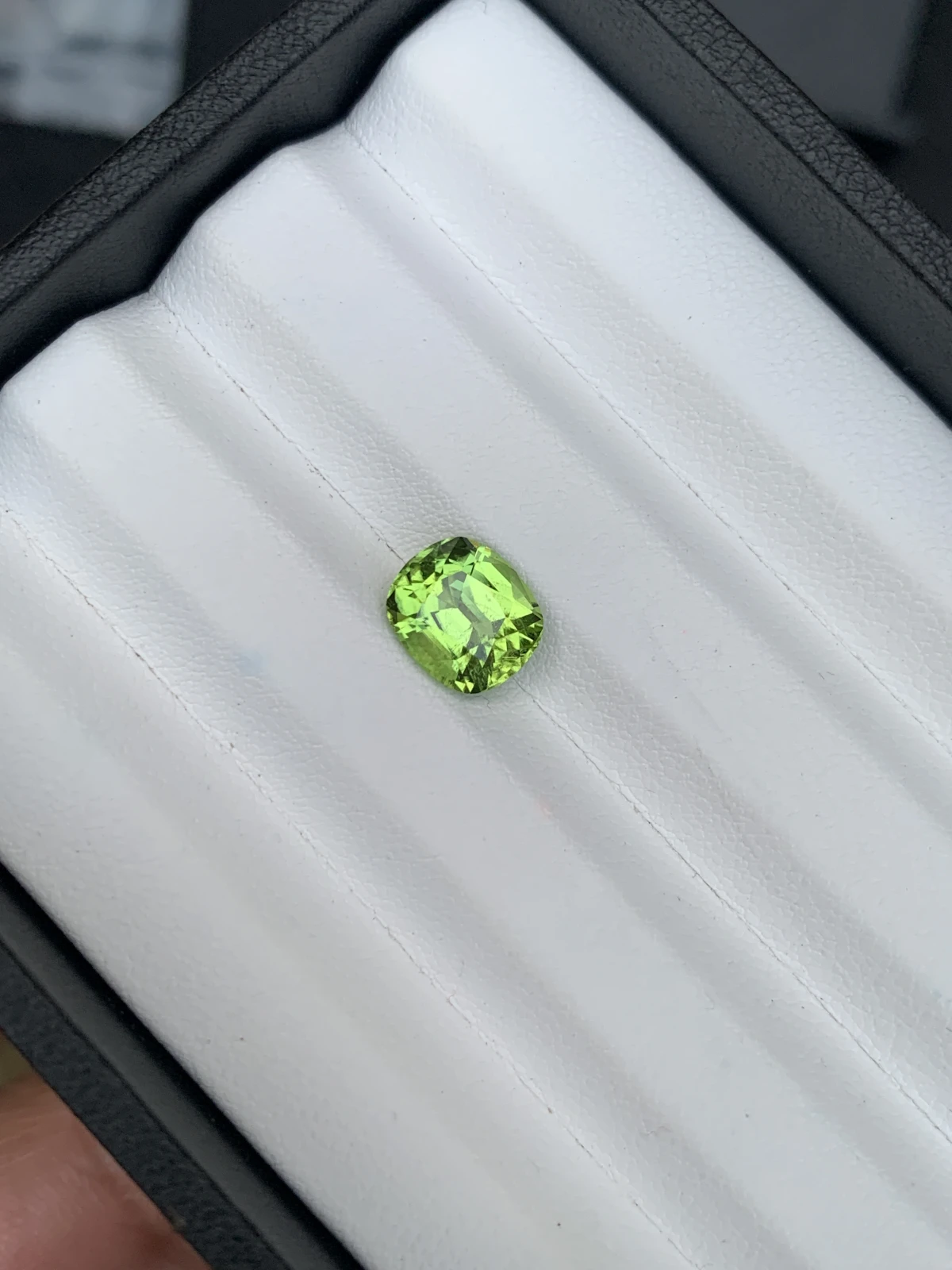 3.11 ct Natural Mint Green Peridot Cushion Shape Loose Gemstone from Supat Valley Pakistan — view 5
